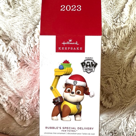 Hallmark Paw Patrol Ornament RUBBLE’S SPECIAL DELIVERY  2023 NEW! - Picture 2 of 5